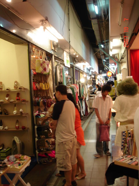 【泰國】DAY3 水上市場+桂河大橋+Suam Lum Night Bazaar
