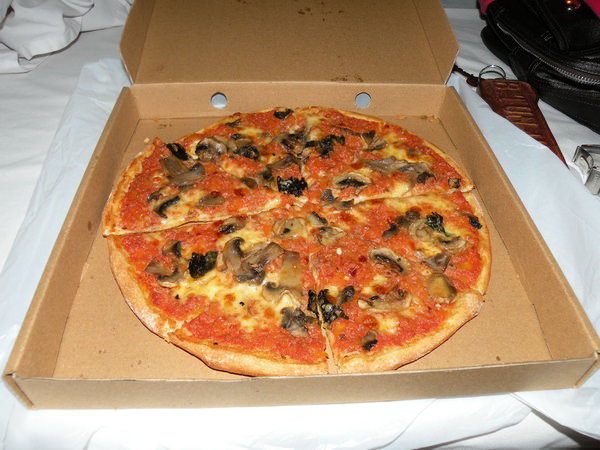 Pizza bagus(料比昨天多一些)