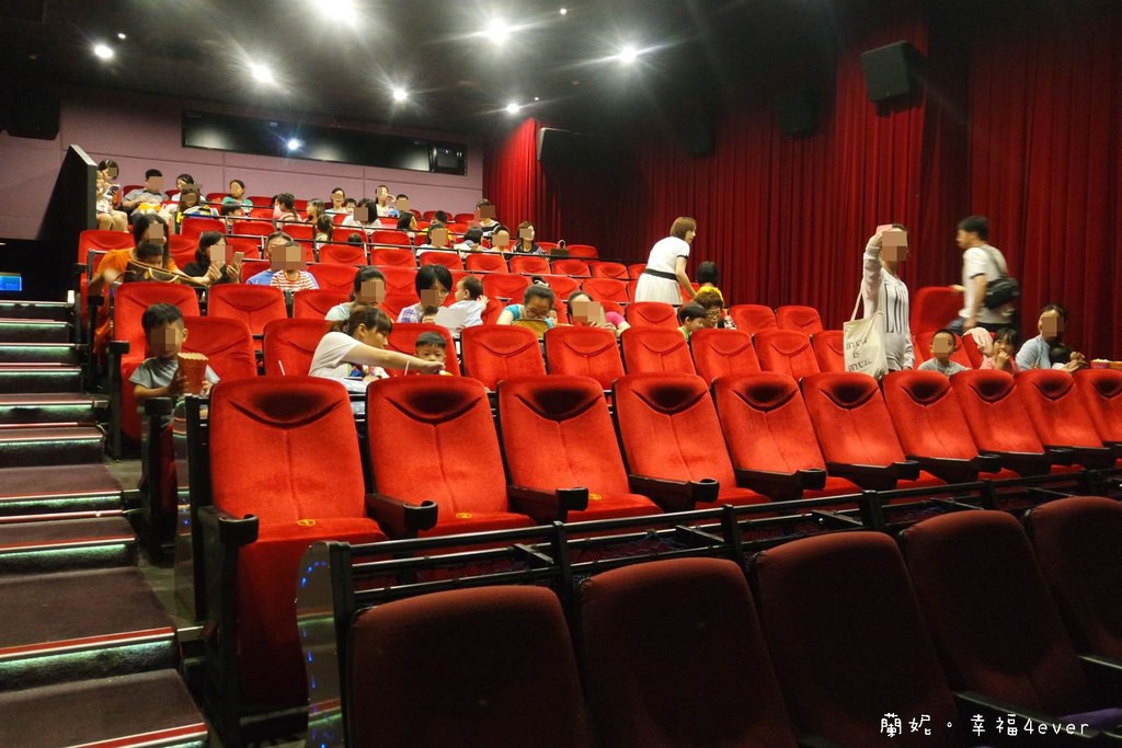 台北內湖│哈拉影城 親子電影院 小朋友的專屬電影院，陪孩子來看場電影吧
