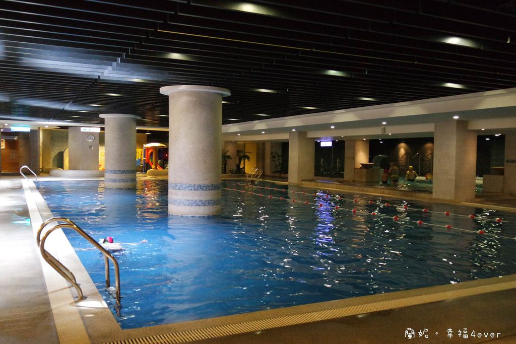 新竹親子飯店│煙波飯店湖賓館，全台十大親子渡假飯店，2300坪俱樂部、溫水泳池、兒童戲水區、玩到不想退房